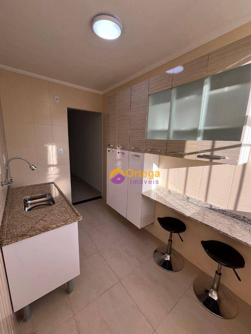 Apartamento à venda com 2 quartos, 58m² - Foto 15