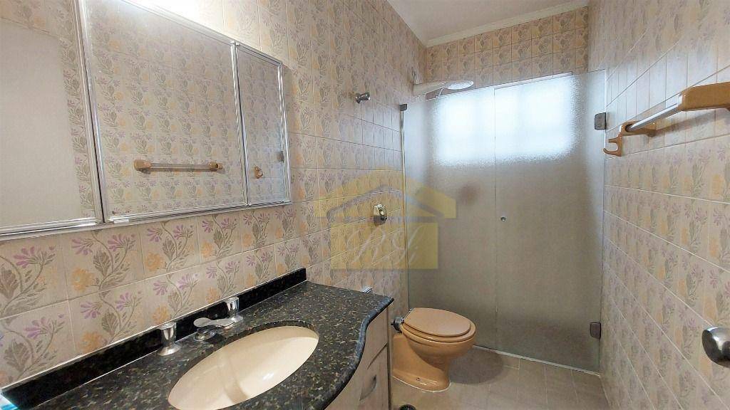 Sobrado à venda e aluguel com 3 quartos, 180m² - Foto 8