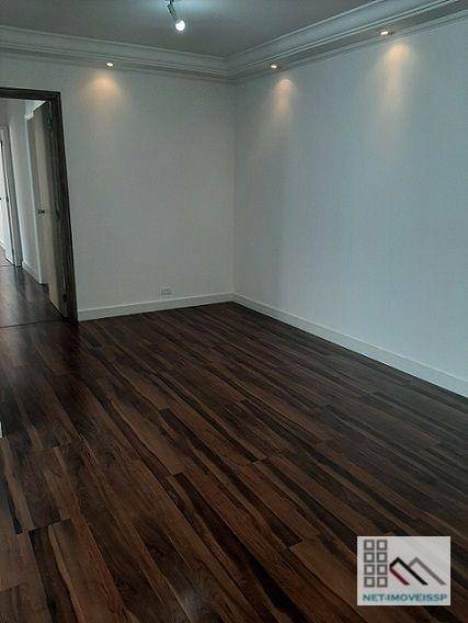 Apartamento à venda com 3 quartos, 128m² - Foto 1