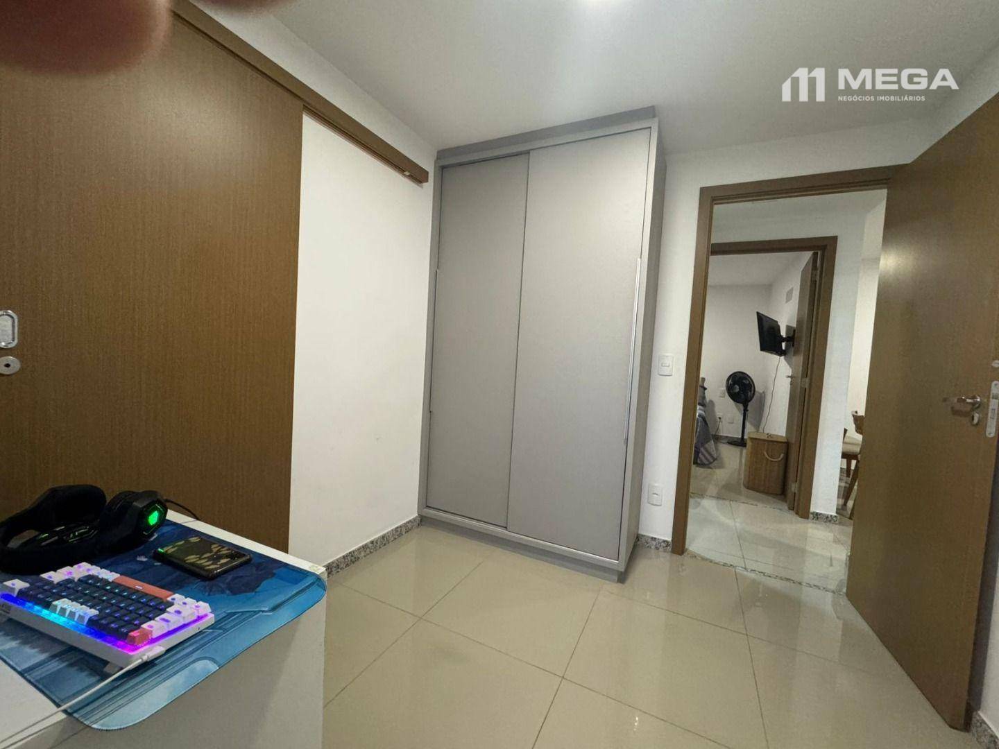 Apartamento à venda com 3 quartos, 75m² - Foto 11