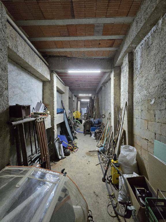 Casa de Condomínio à venda com 3 quartos, 435m² - Foto 48