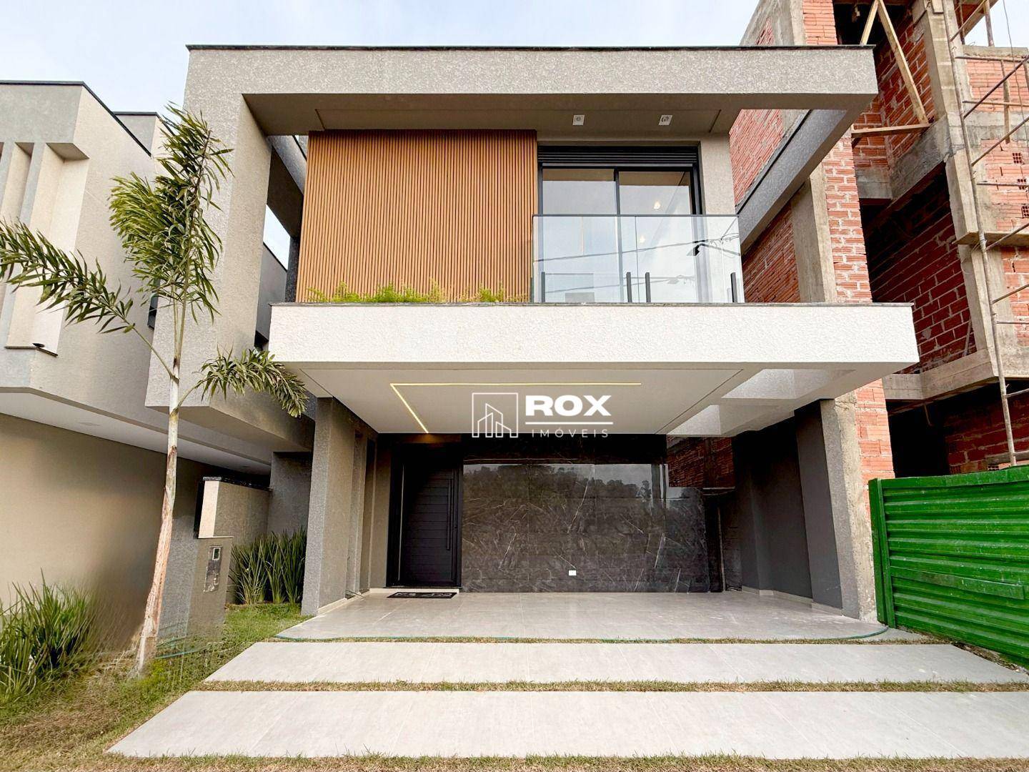 Casa de Condomínio à venda com 3 quartos, 162m² - Foto 1