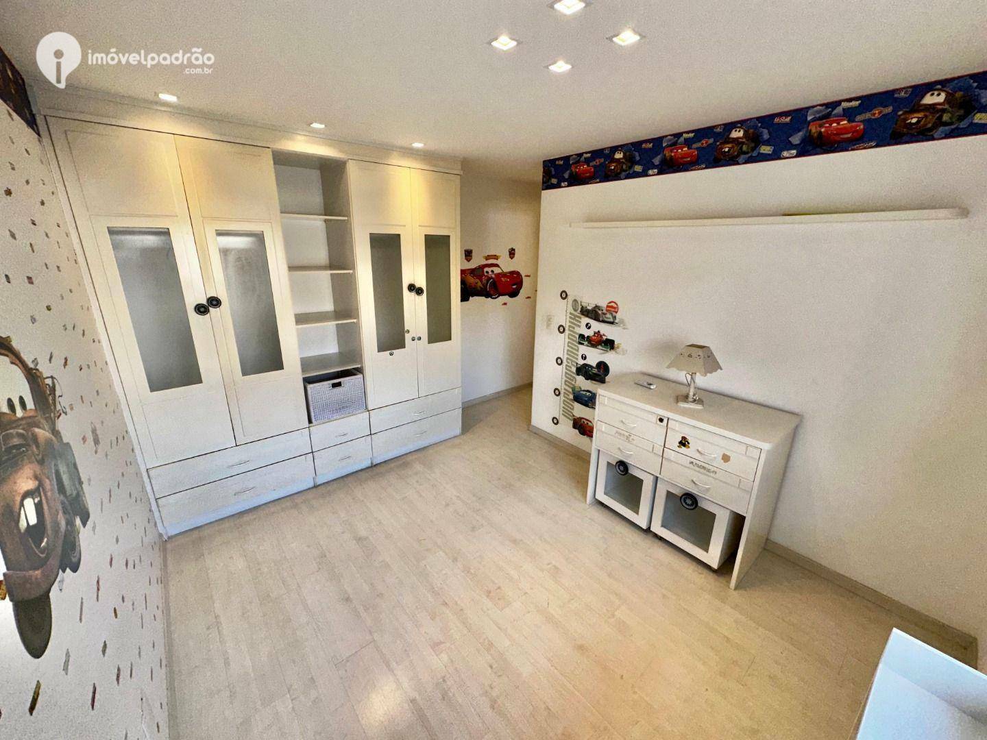 Casa de Condomínio à venda com 3 quartos, 300m² - Foto 19