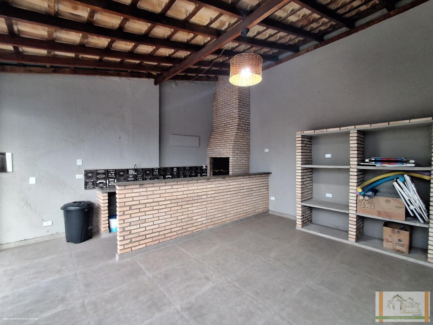 Casa à venda com 3 quartos, 450m² - Foto 4