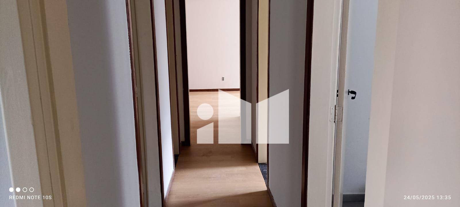 Apartamento para alugar com 4 quartos, 140m² - Foto 5