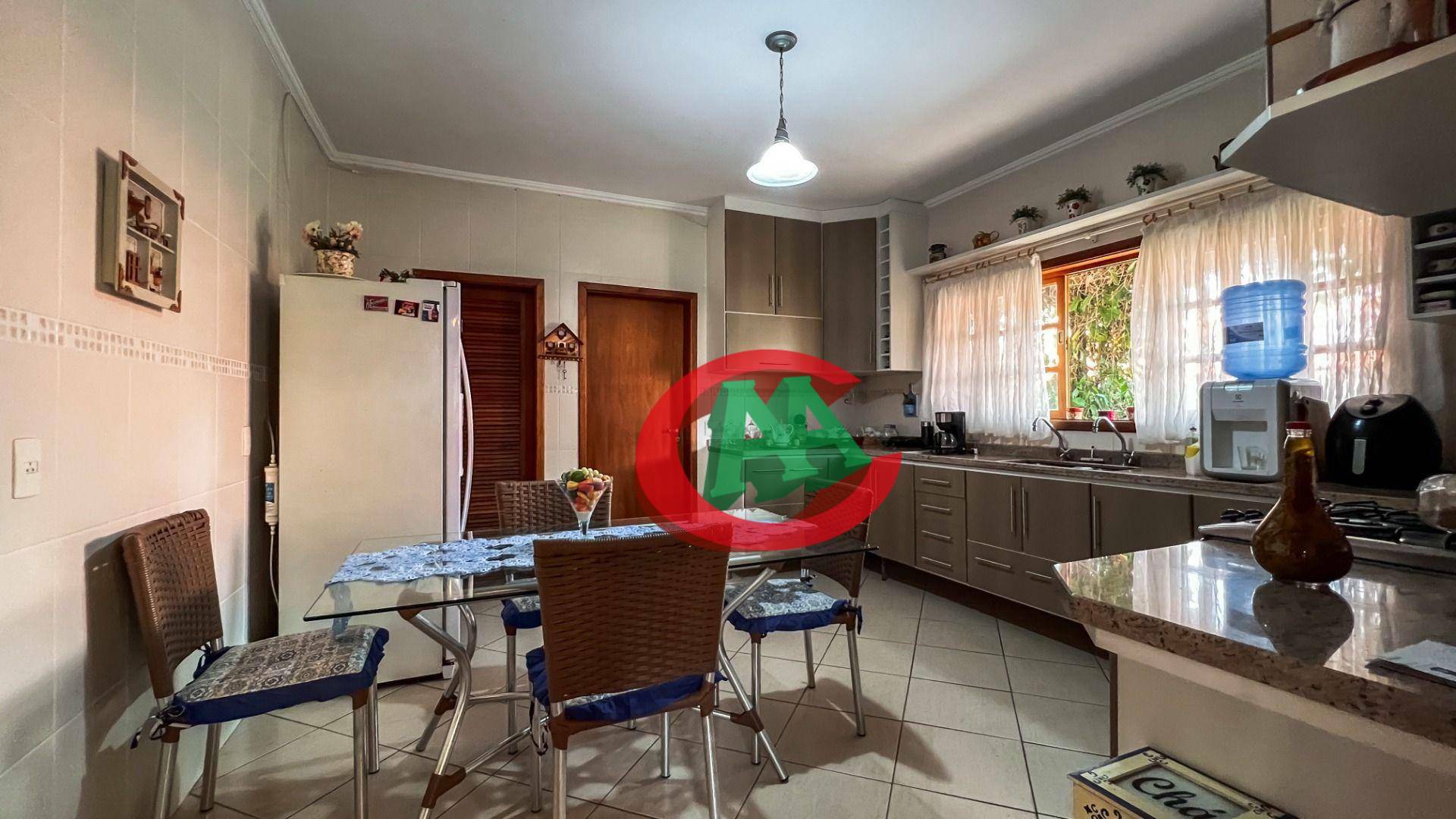 Chácara à venda com 4 quartos, 530m² - Foto 13