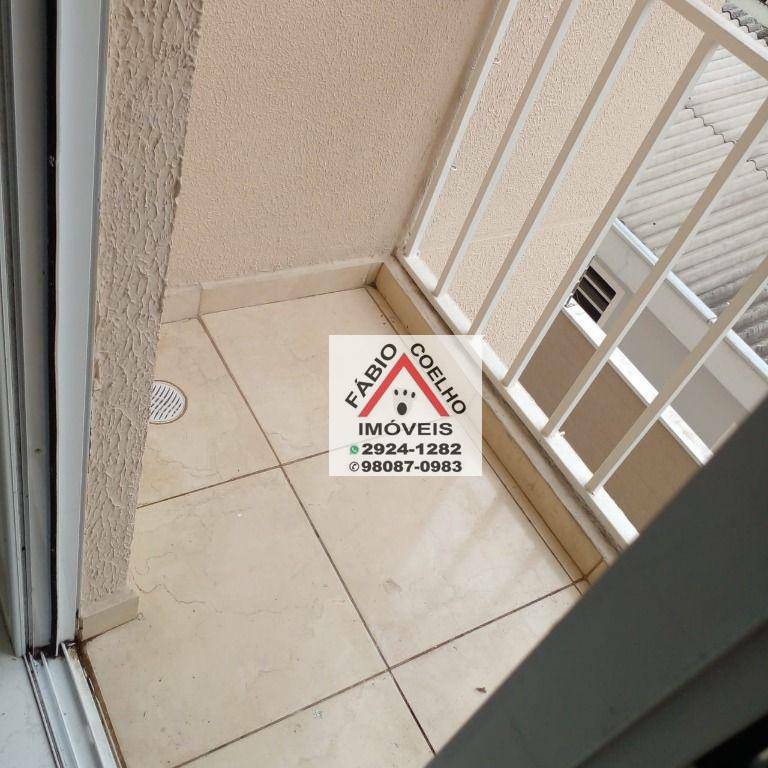 Apartamento à venda com 2 quartos, 48m² - Foto 2