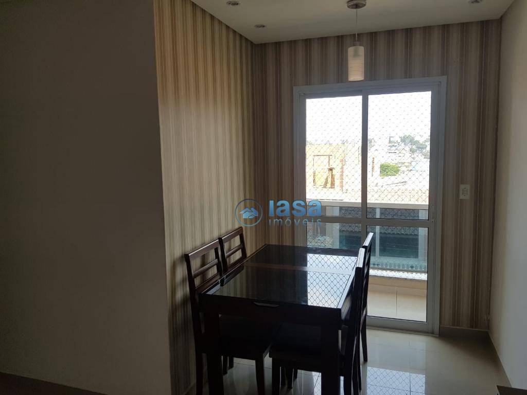 Apartamento à venda com 2 quartos, 60m² - Foto 1