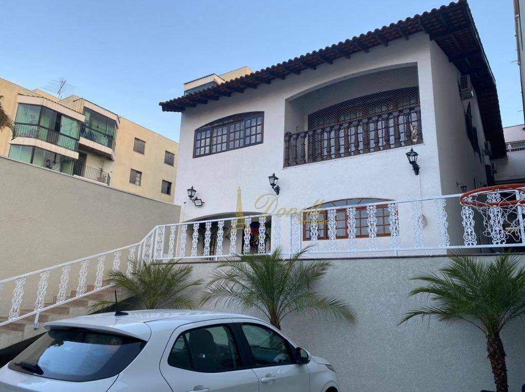 Sobrado à venda com 4 quartos, 560m² - Foto 1