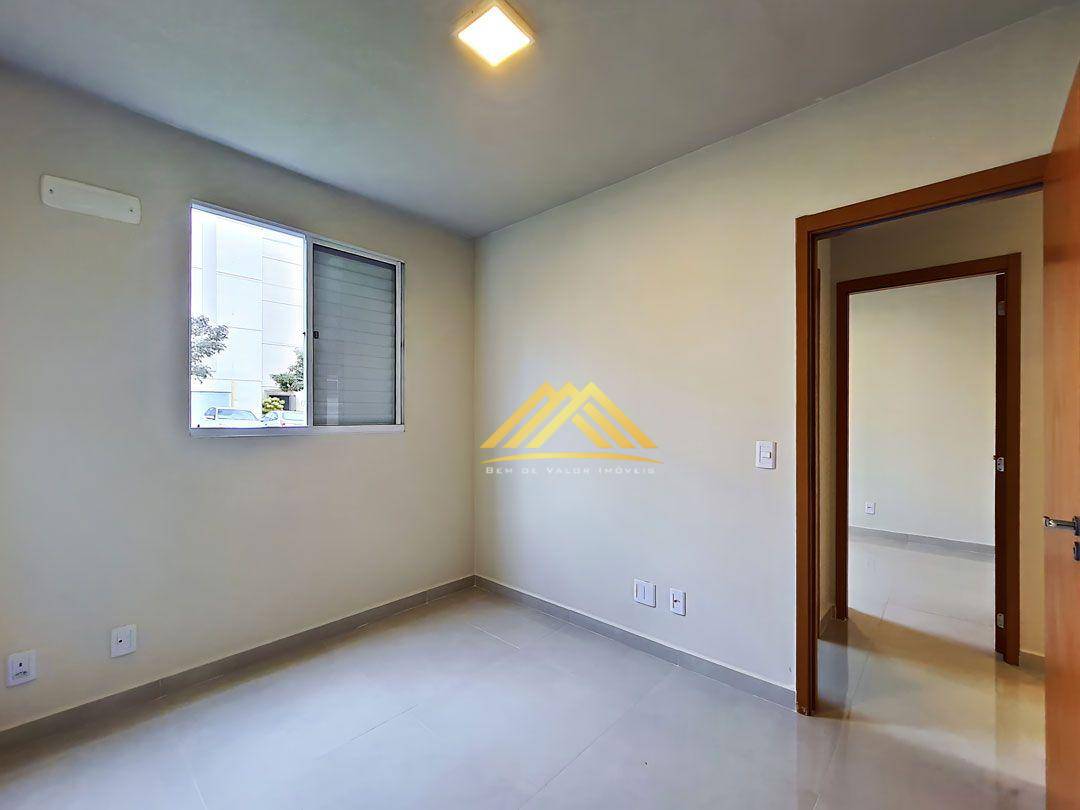 Apartamento à venda com 2 quartos, 43m² - Foto 12