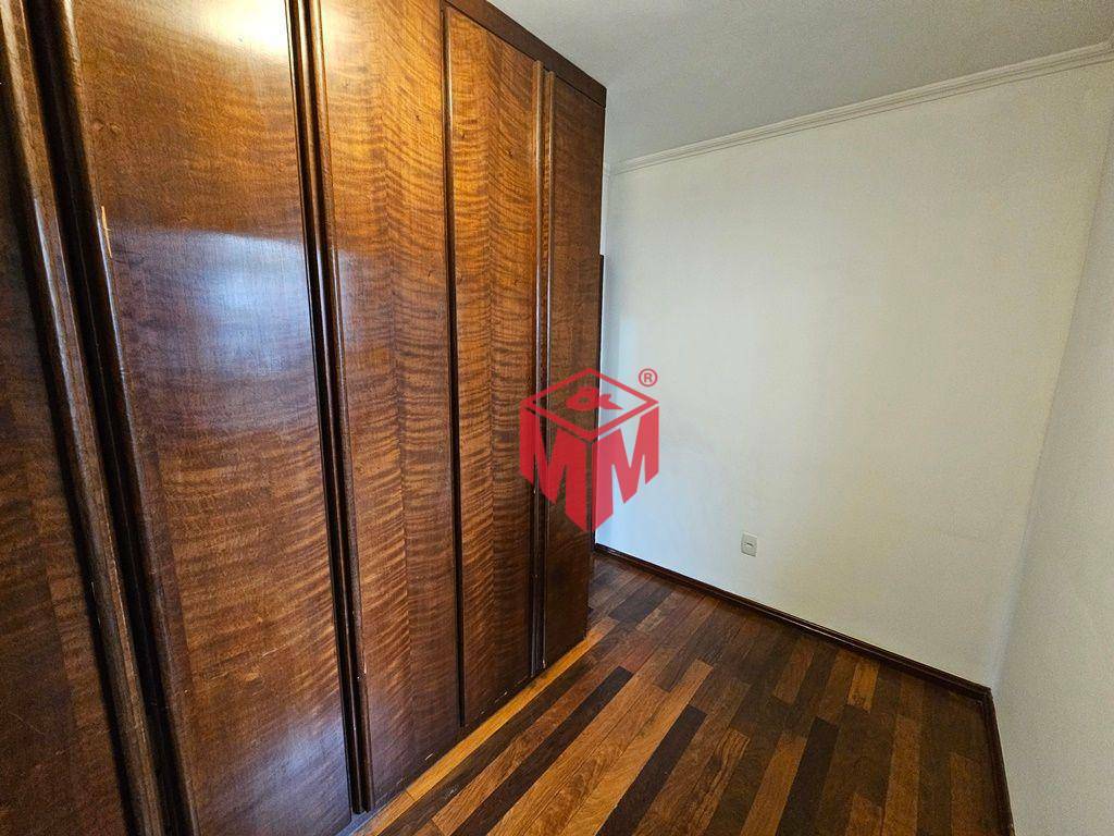 Apartamento à venda com 2 quartos, 72m² - Foto 7