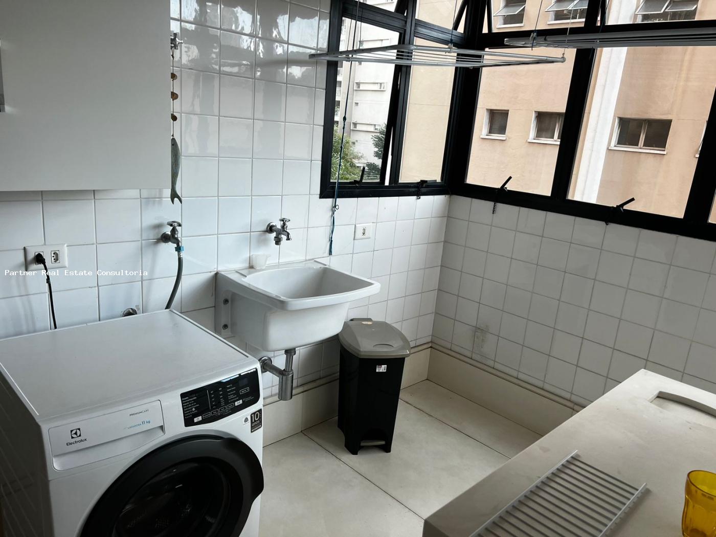 Apartamento à venda com 2 quartos, 140m² - Foto 3