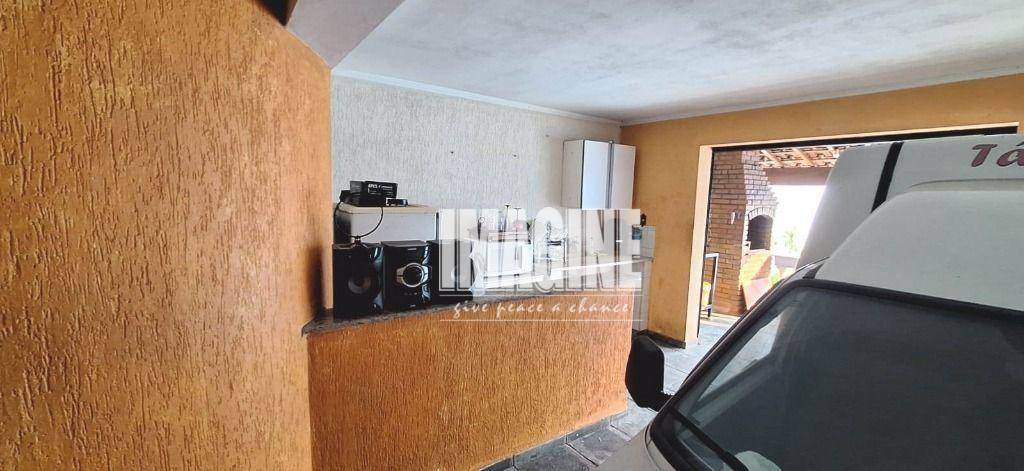 Sobrado à venda com 3 quartos, 310m² - Foto 44