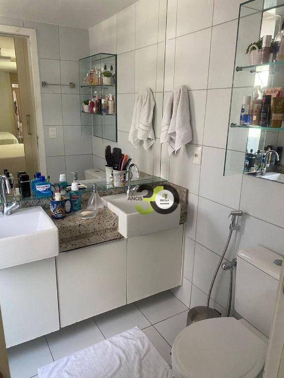 Apartamento à venda com 3 quartos, 118m² - Foto 18