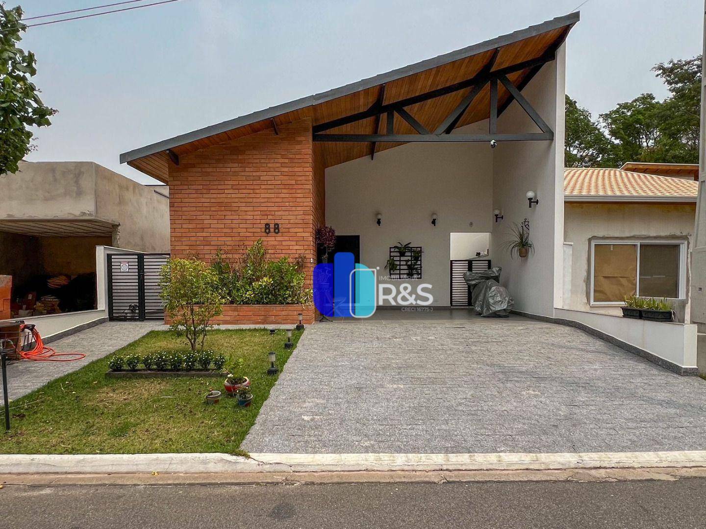 Casa de Condomínio à venda com 3 quartos, 160m² - Foto 1