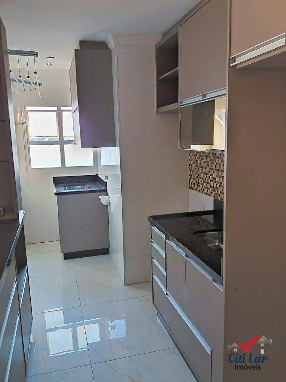 Apartamento à venda com 2 quartos, 52m² - Foto 2