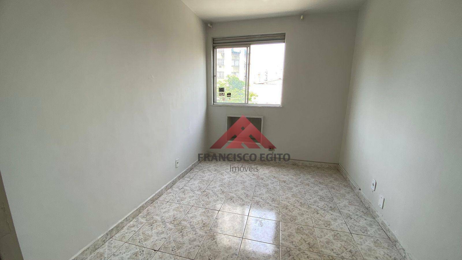 Apartamento à venda com 2 quartos, 60m² - Foto 5