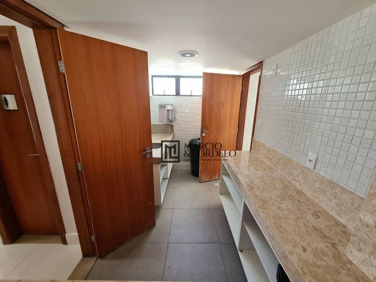 Apartamento à venda com 4 quartos, 155m² - Foto 12