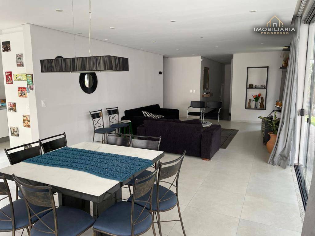 Sobrado à venda com 3 quartos, 310m² - Foto 15