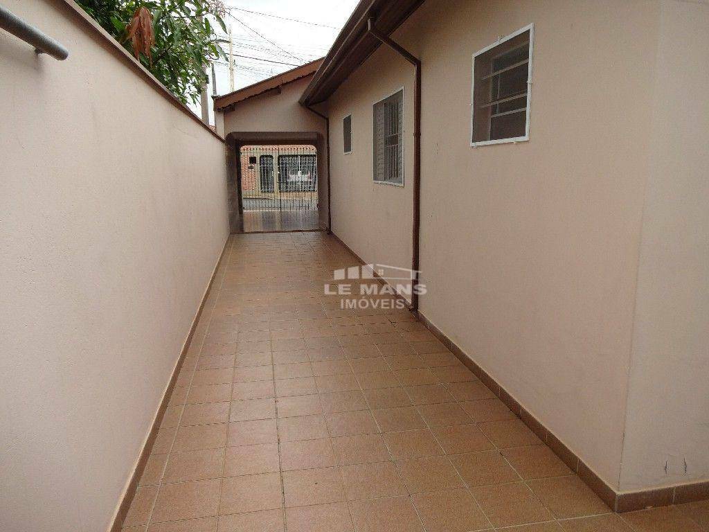 Casa à venda com 4 quartos, 190m² - Foto 12