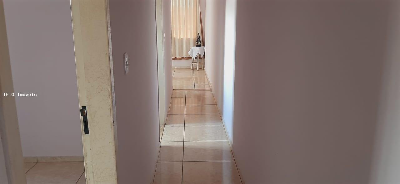 Casa à venda com 3 quartos, 138m² - Foto 17