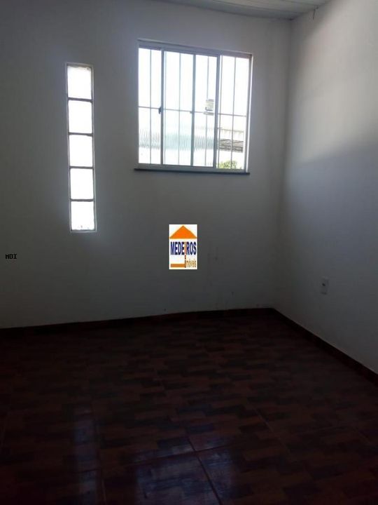 Casa à venda com 5 quartos, 250m² - Foto 5