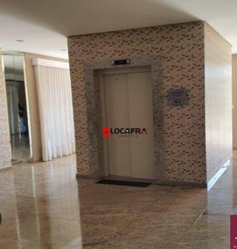 Apartamento à venda com 3 quartos, 125m² - Foto 17