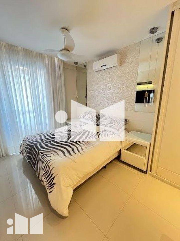 Apartamento à venda com 3 quartos, 120m² - Foto 12