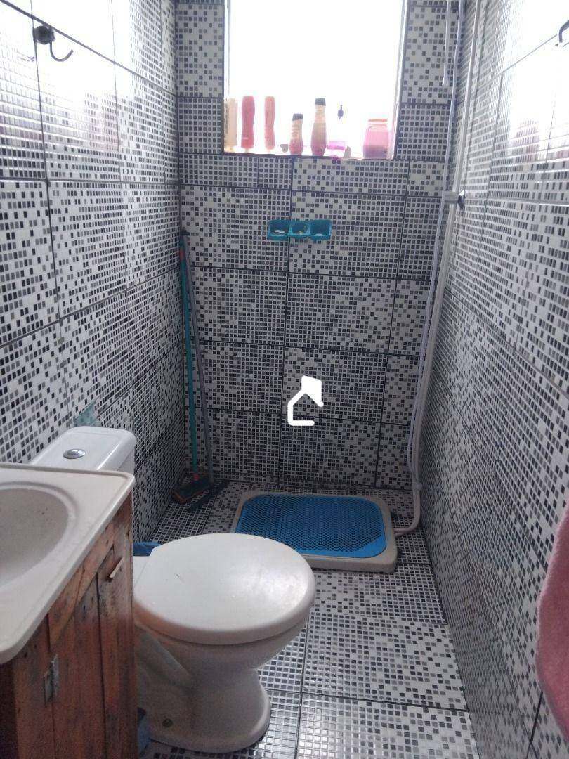 Casa à venda com 2 quartos, 50m² - Foto 6