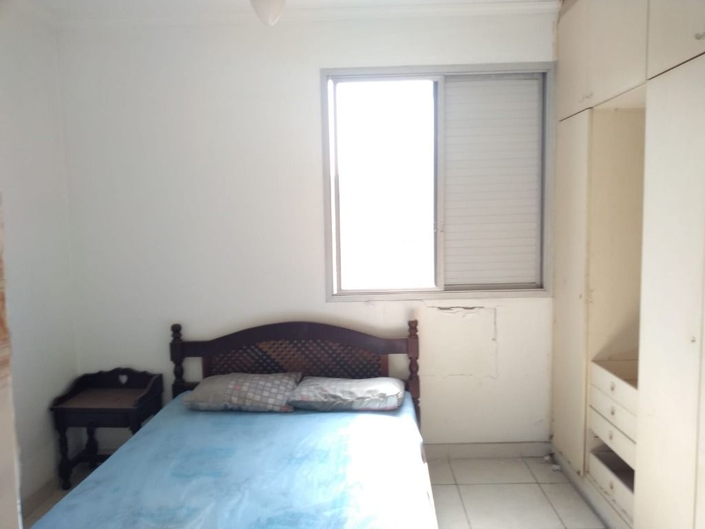 Apartamento à venda com 2 quartos, 95m² - Foto 4