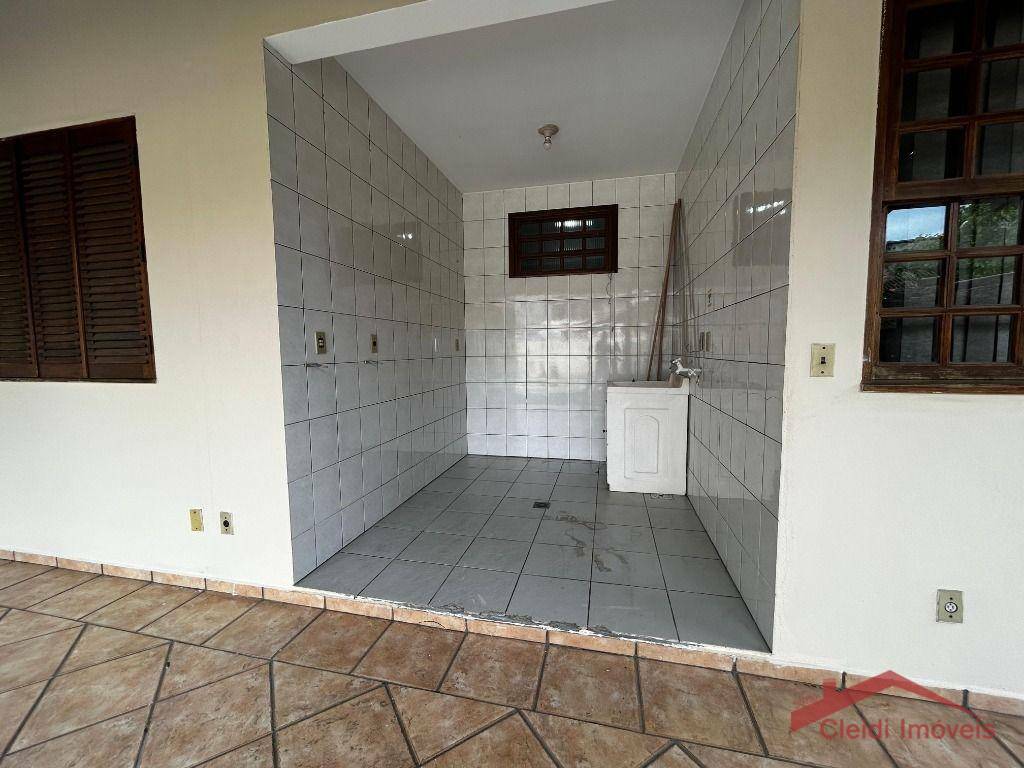 Casa para alugar com 3 quartos, 170m² - Foto 16