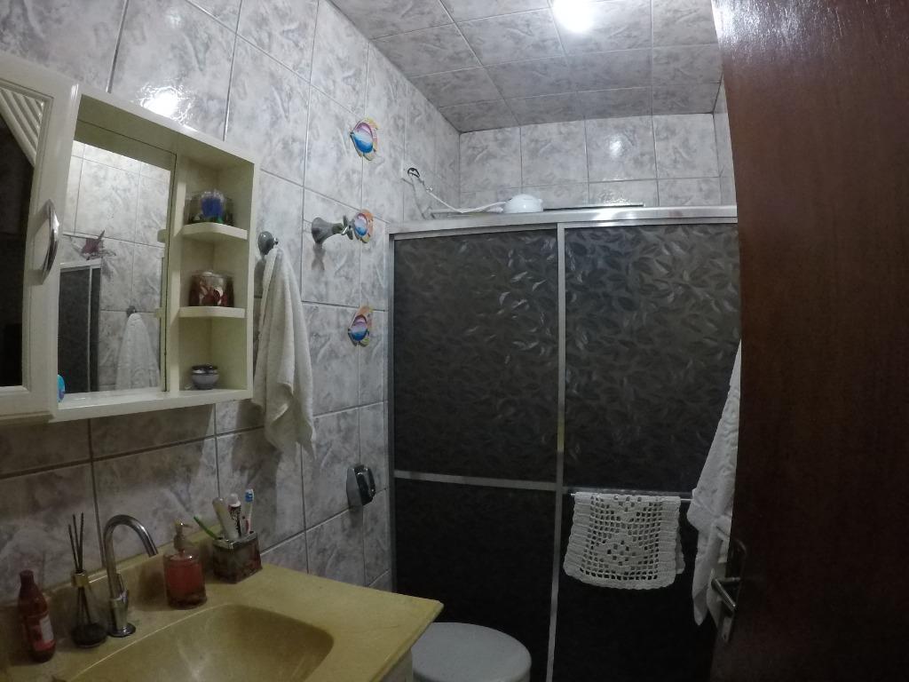 Casa à venda com 6 quartos, 140m² - Foto 40