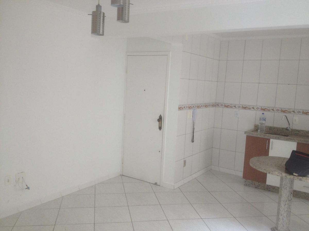 Apartamento para alugar com 2 quartos, 60m² - Foto 2