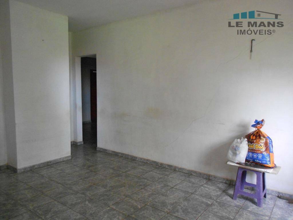 Chácara à venda com 6 quartos, 173m² - Foto 18