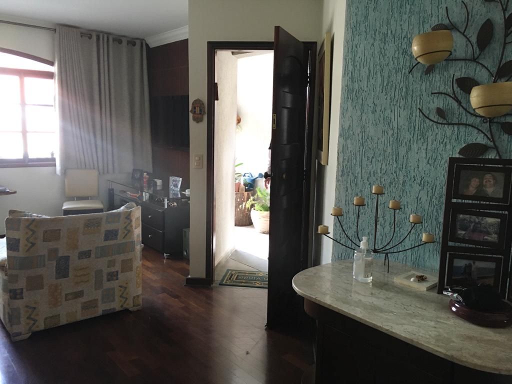 Sobrado à venda com 3 quartos, 204m² - Foto 3