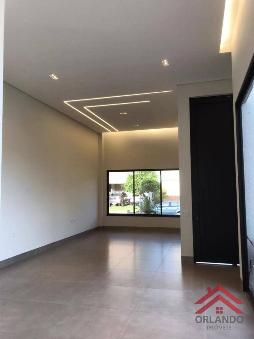 Casa à venda com 4 quartos, 215m² - Foto 4