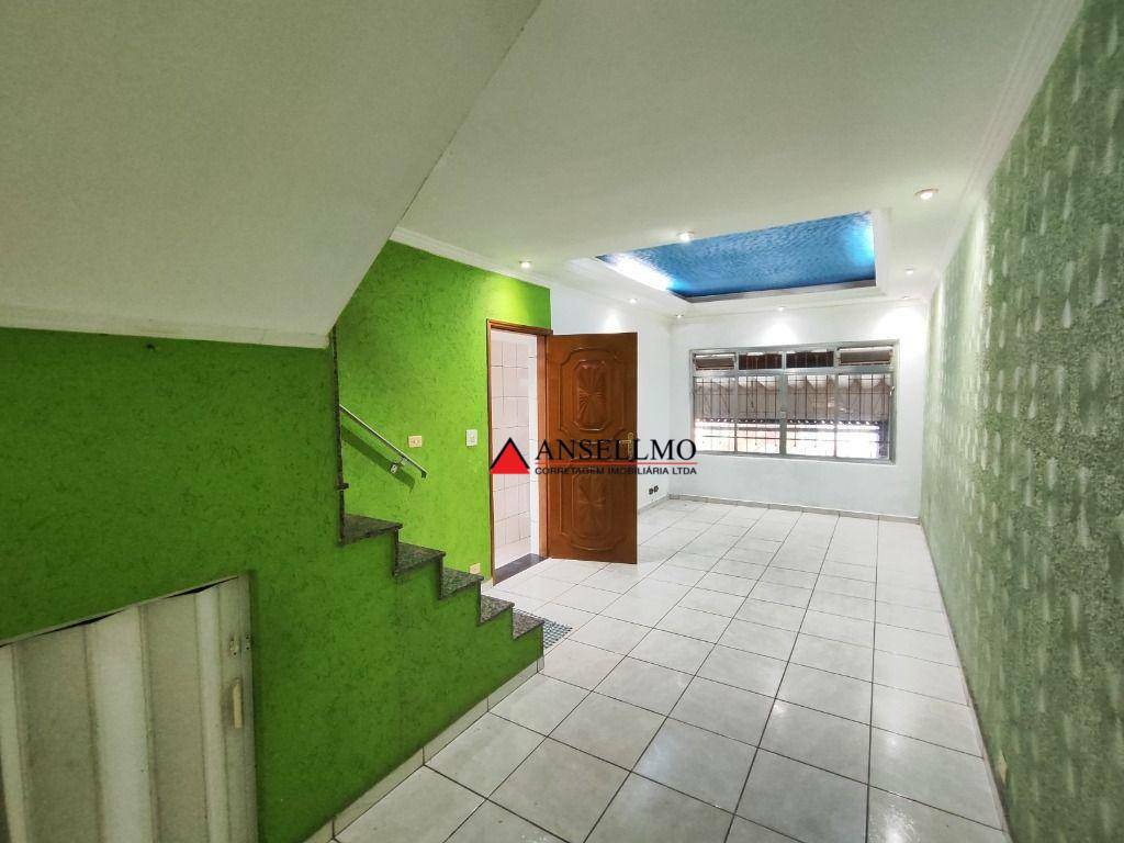 Sobrado à venda e aluguel com 3 quartos, 150m² - Foto 1