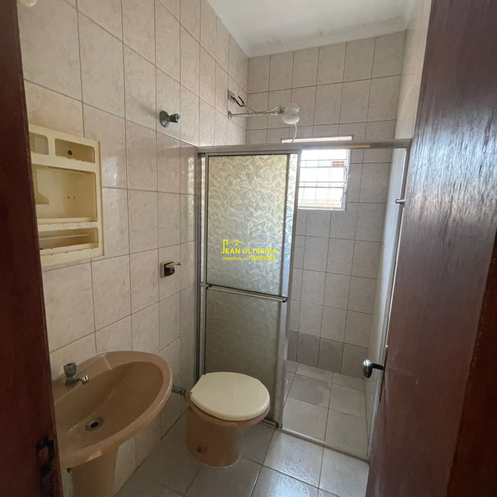 Casa à venda com 2 quartos, 77m² - Foto 11