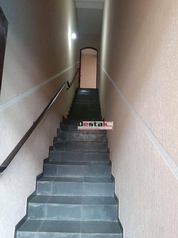 Sobrado à venda com 3 quartos, 362m² - Foto 6