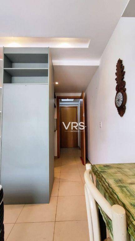 Apartamento à venda com 2 quartos, 63m² - Foto 12