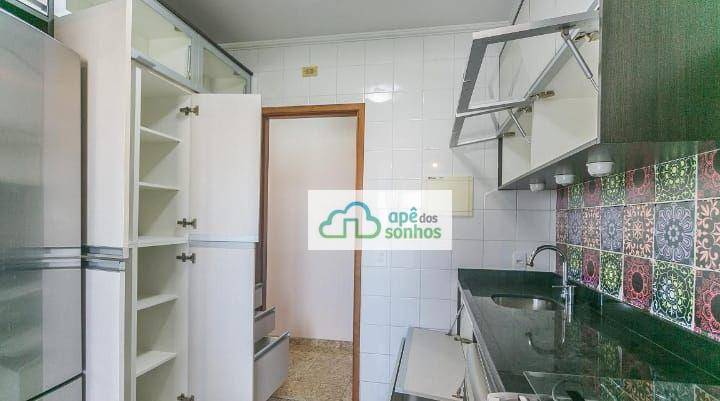 Apartamento à venda com 3 quartos, 75m² - Foto 16