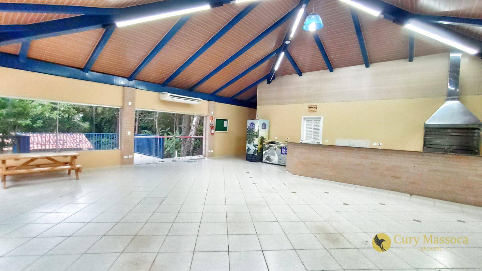 Casa de Condomínio para alugar com 3 quartos, 220m² - Foto 31