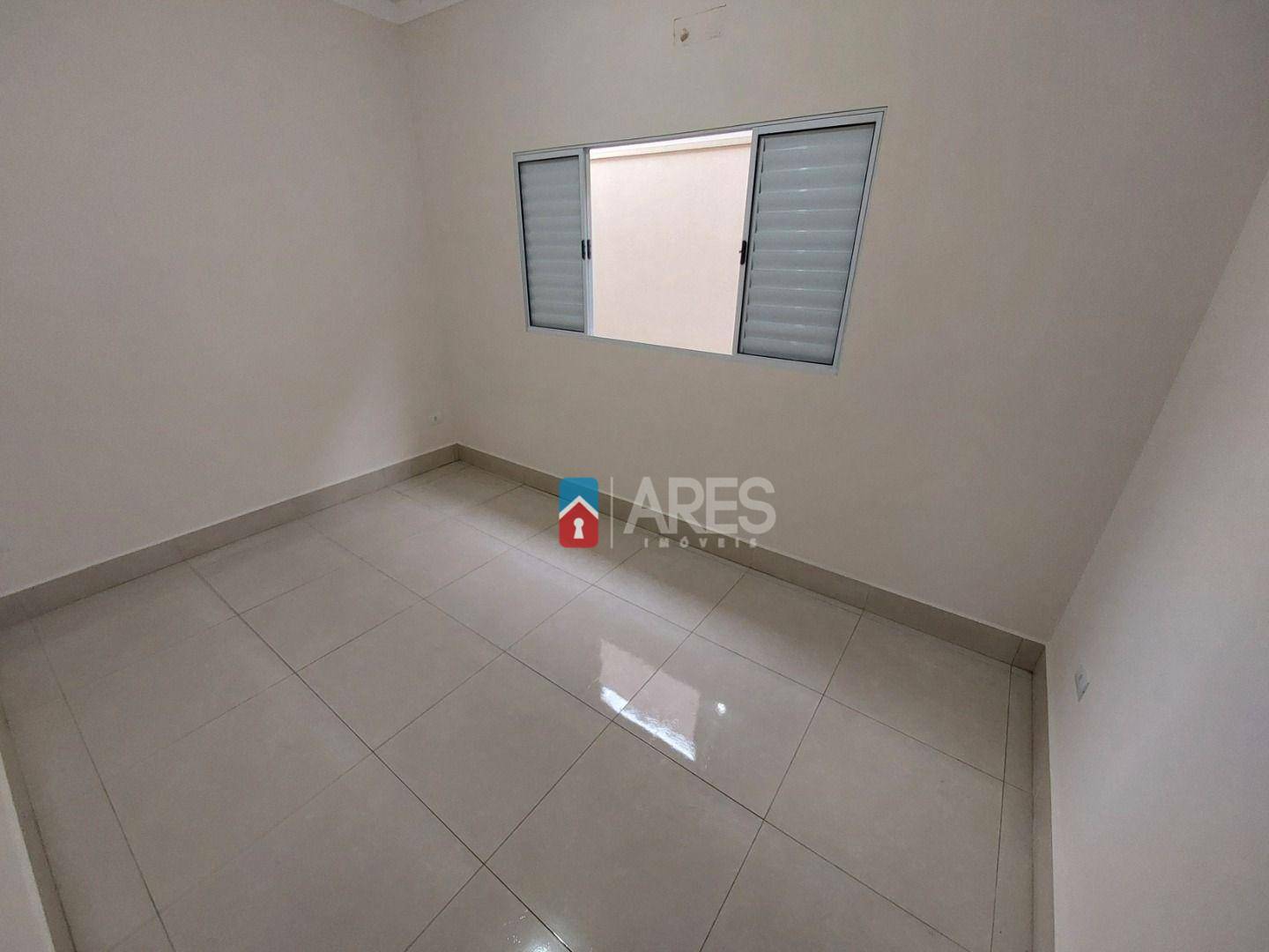 Casa para alugar com 3 quartos, 119m² - Foto 11