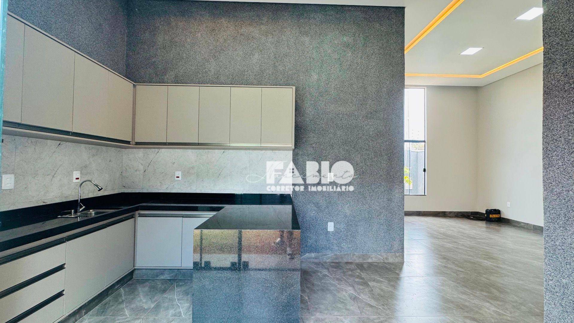 Casa à venda com 3 quartos, 120m² - Foto 10