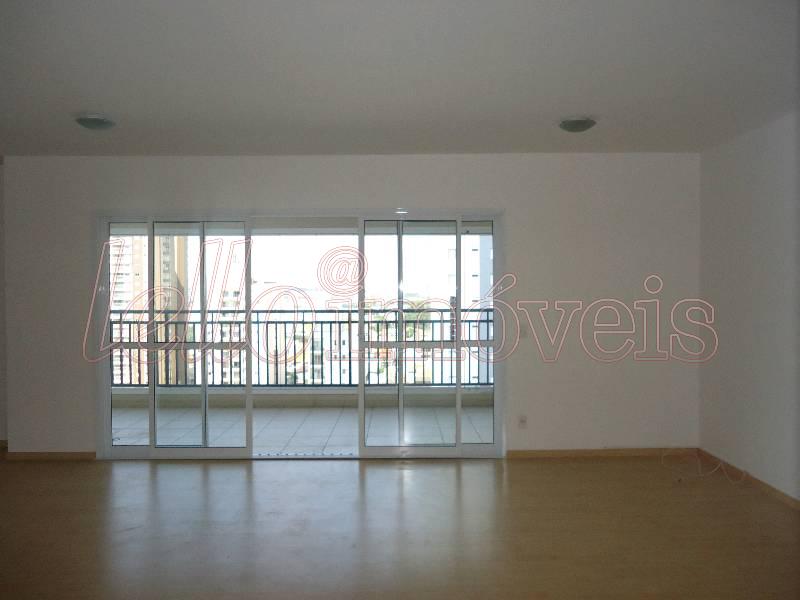 Apartamento para alugar com 3 quartos, 140m² - Foto 3