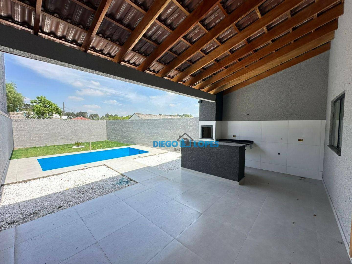 Casa à venda com 2 quartos, 71m² - Foto 8