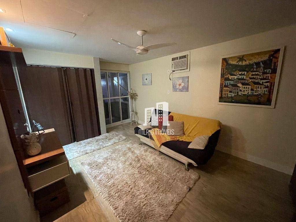 Casa de Condomínio à venda com 4 quartos, 200m² - Foto 13