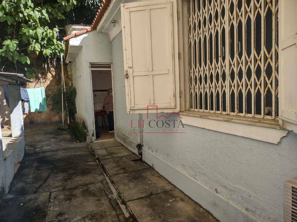 Casa à venda com 4 quartos, 165m² - Foto 55