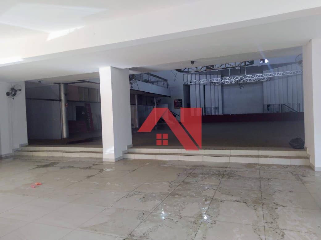 Loja-Salão para alugar, 1400m² - Foto 1