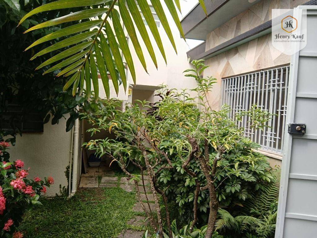 Casa para alugar com 3 quartos, 160m² - Foto 13